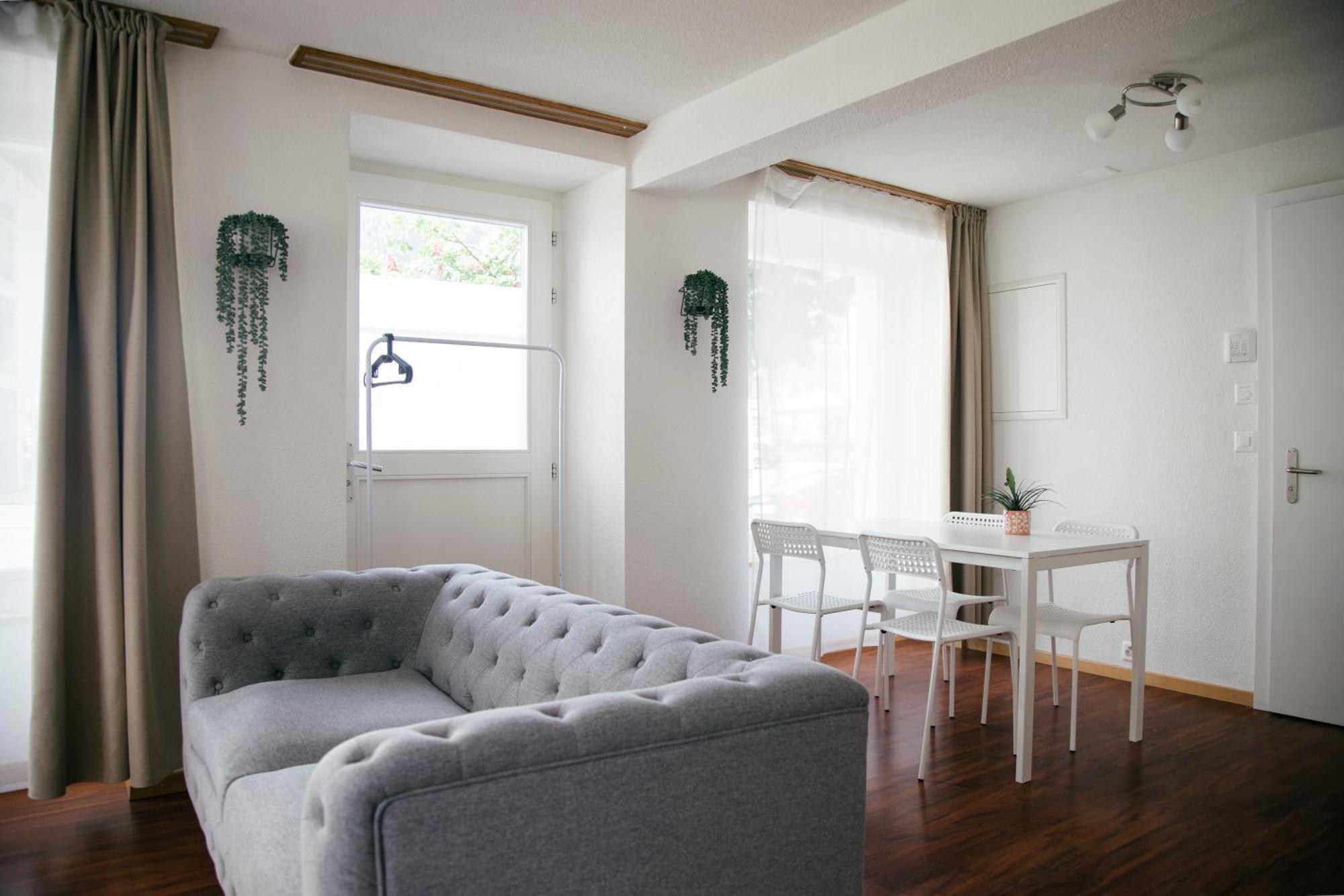 Nimbuzzz Apartments Unterseen Экстерьер фото