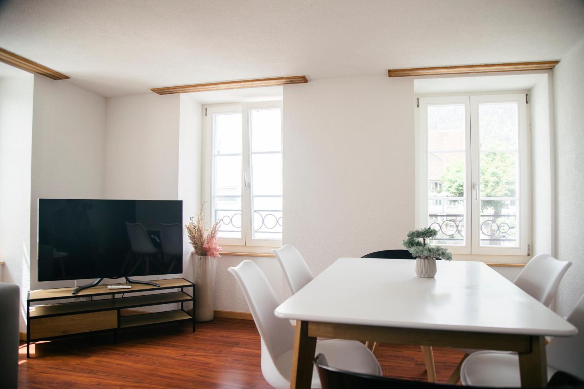 Nimbuzzz Apartments Unterseen Экстерьер фото