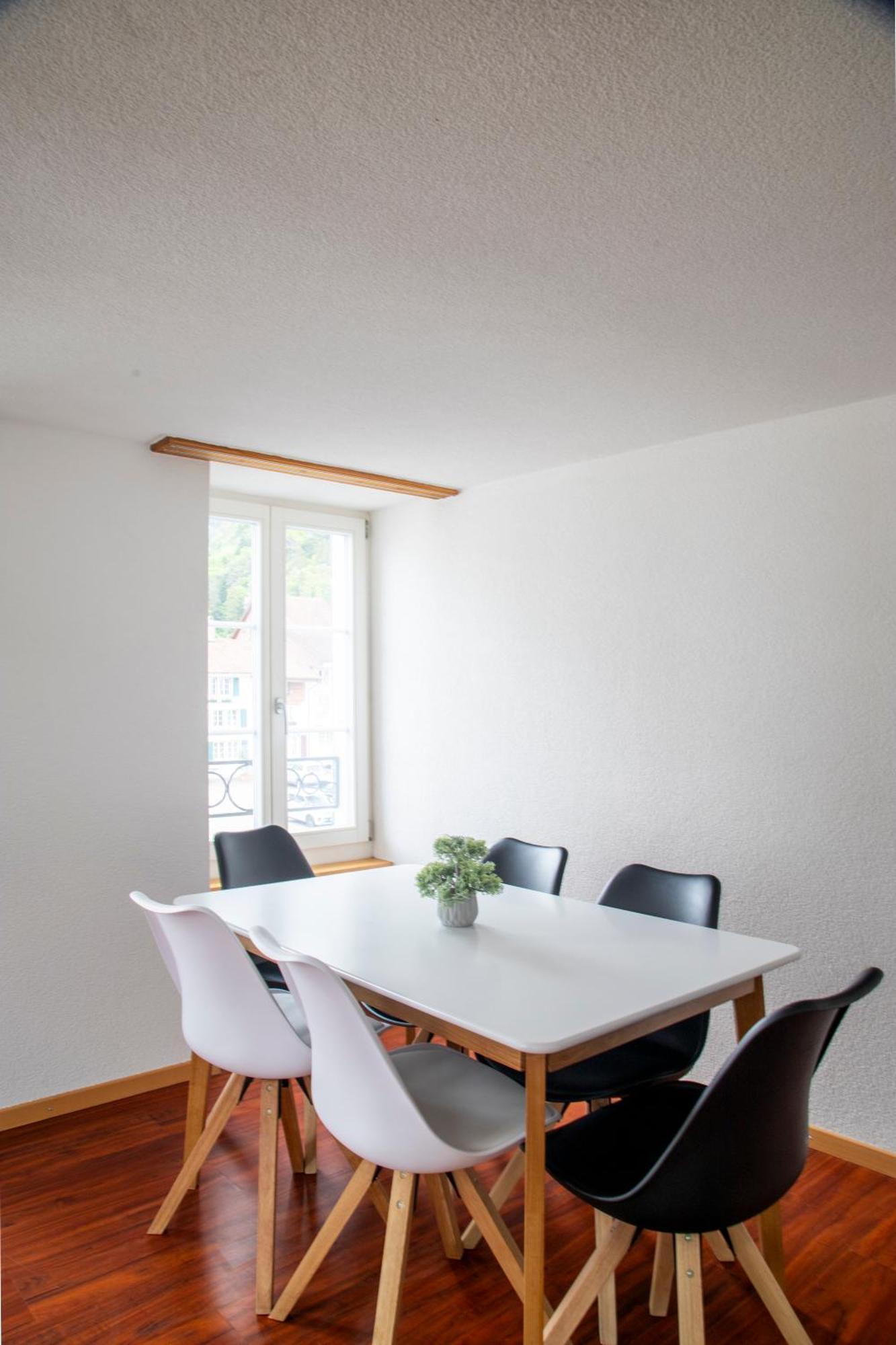 Nimbuzzz Apartments Unterseen Экстерьер фото