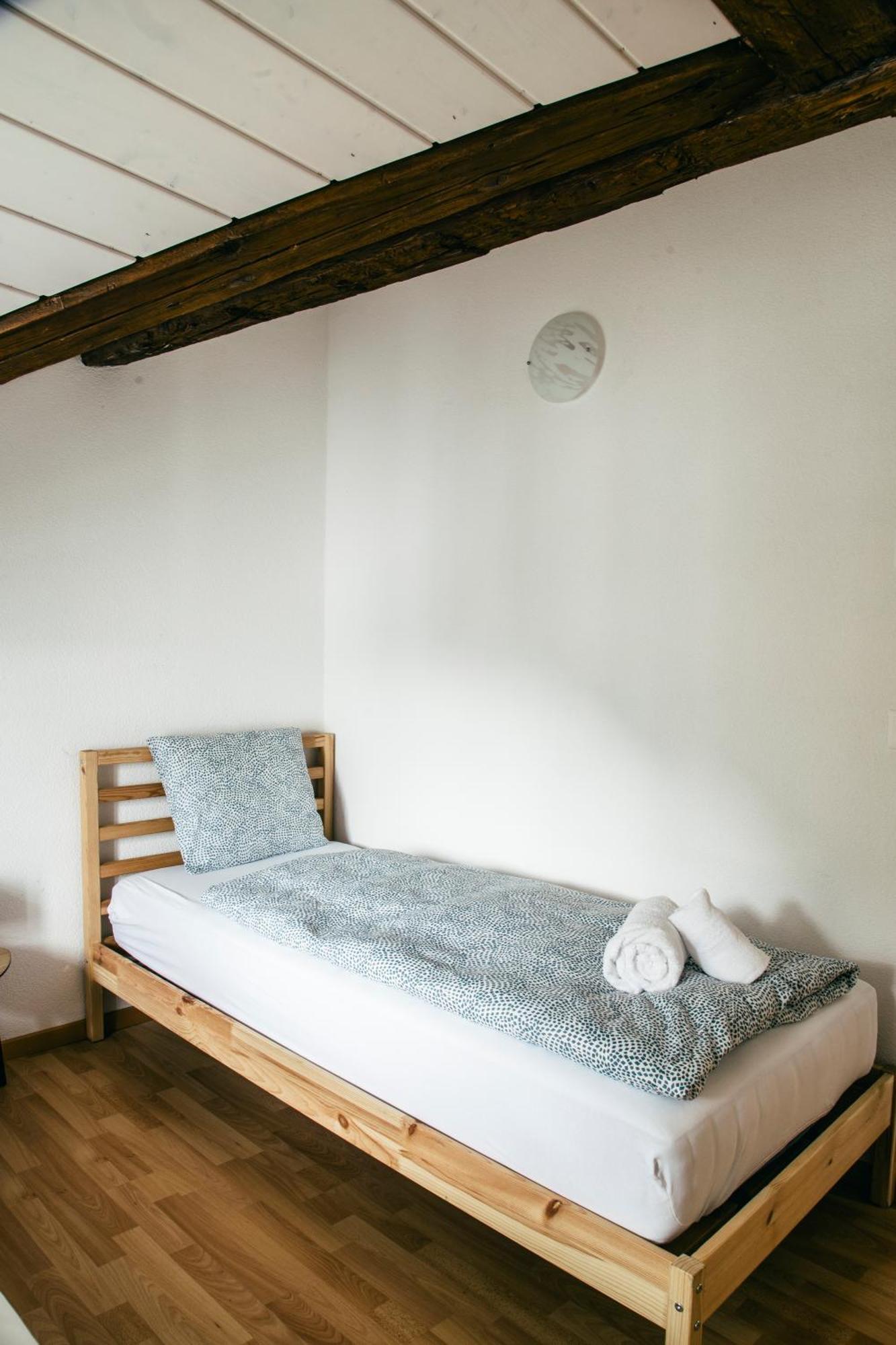 Nimbuzzz Apartments Unterseen Экстерьер фото
